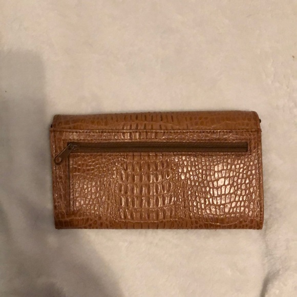 Croco embossed tan leather wallet - Picture 7 of 7